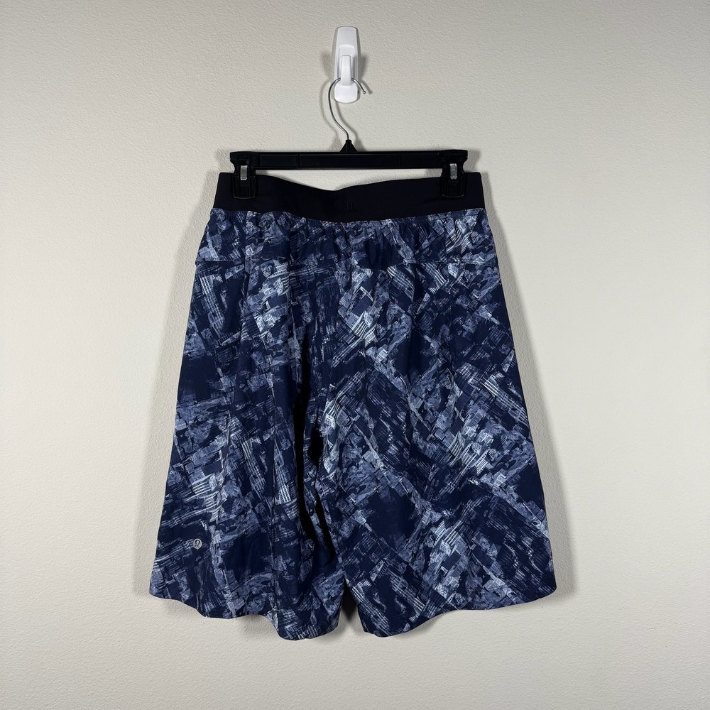 Lululemon Mens Cityscape Print Running Shorts Navy White Size S Small - Picture 2 of 7